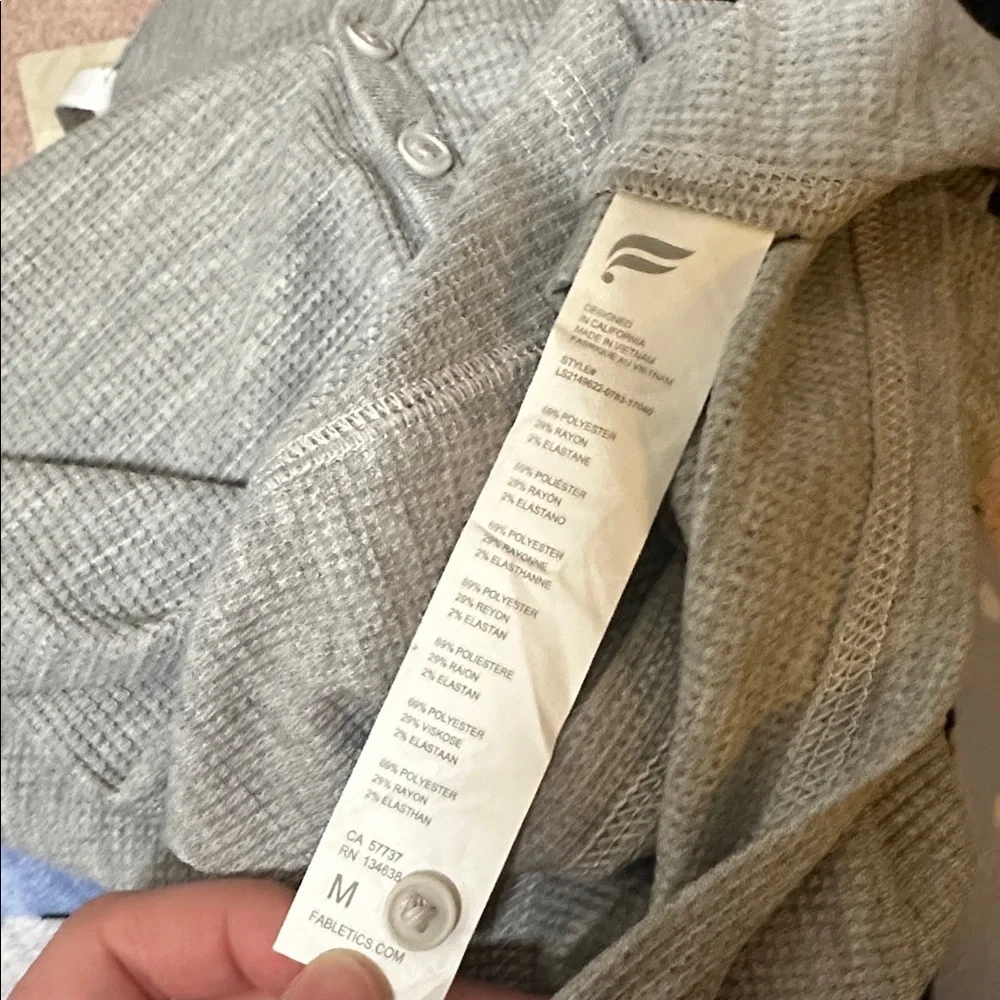 Fabletics Waffle Longsleeve Henley Gray NWT - Picture 7 of 7